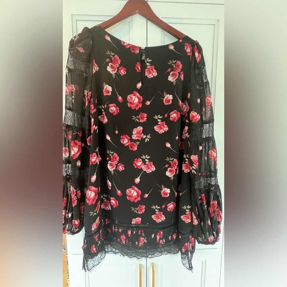White House Black Market Black and Red Floral Blouse